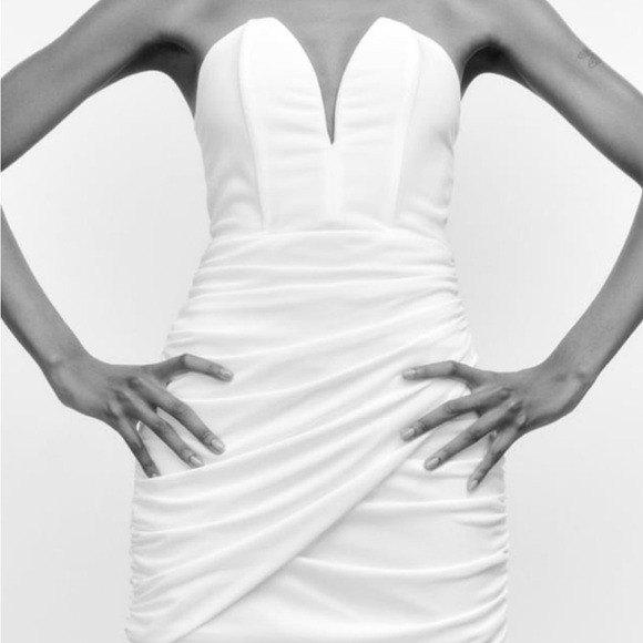 NWT Zara Sweetheart Neckline Ruched Mini Dress - Picture 2 of 2